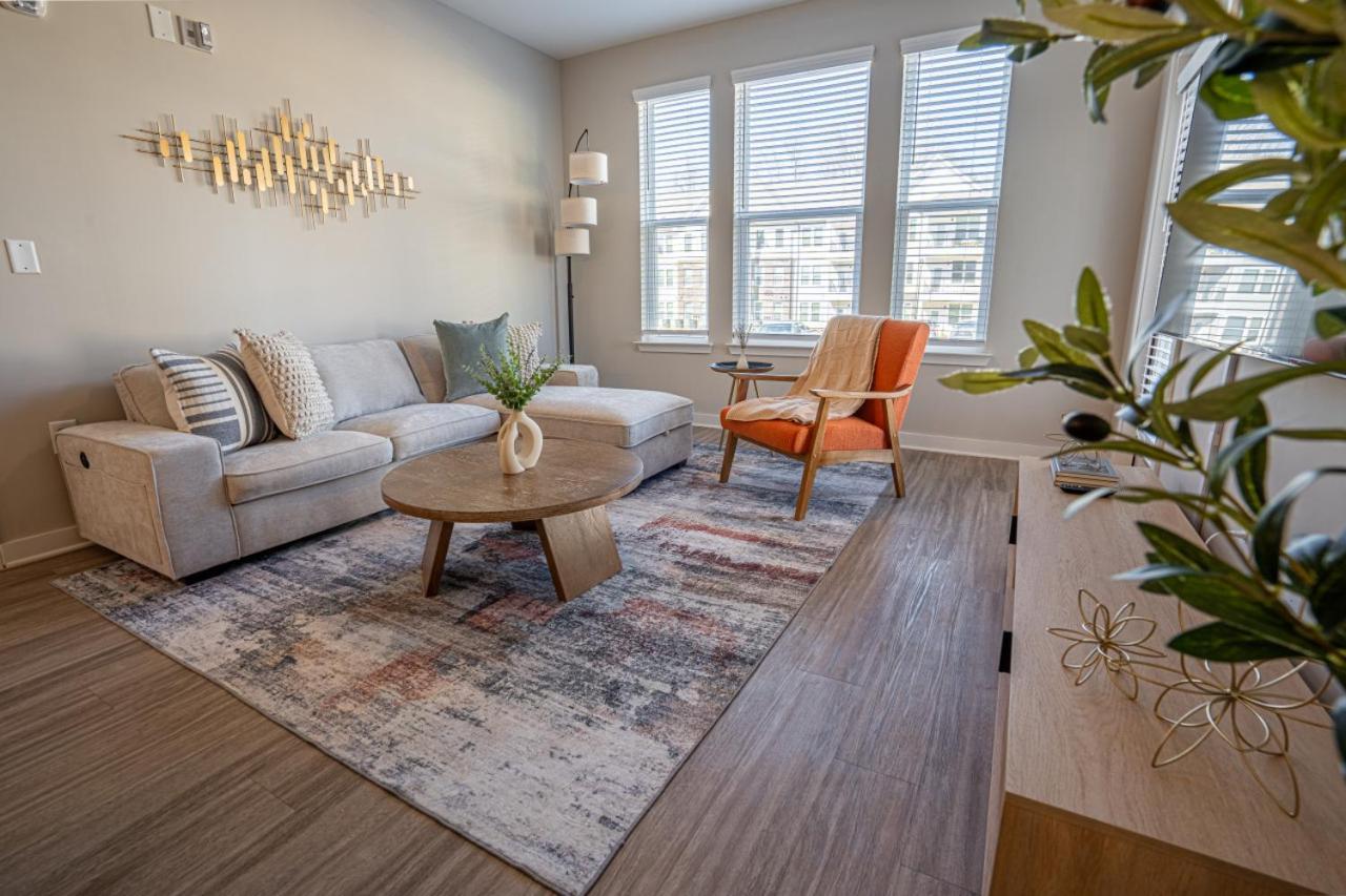 Elegant, Spacious 3br 2b Perfect For Long Appartement